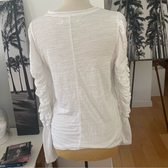 Free People We The Free long sleeved white tee shirt with ruched sleeves - Picture 3 of 9
